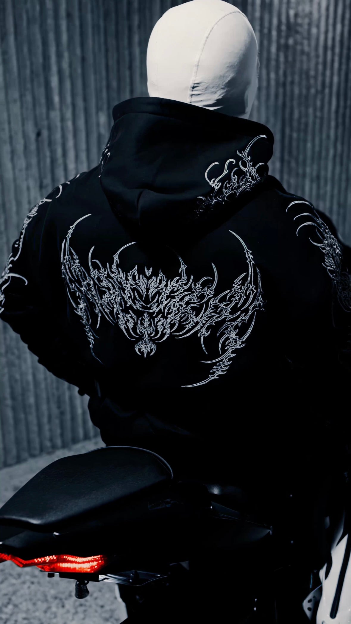 DRAGON MARK HOODIE